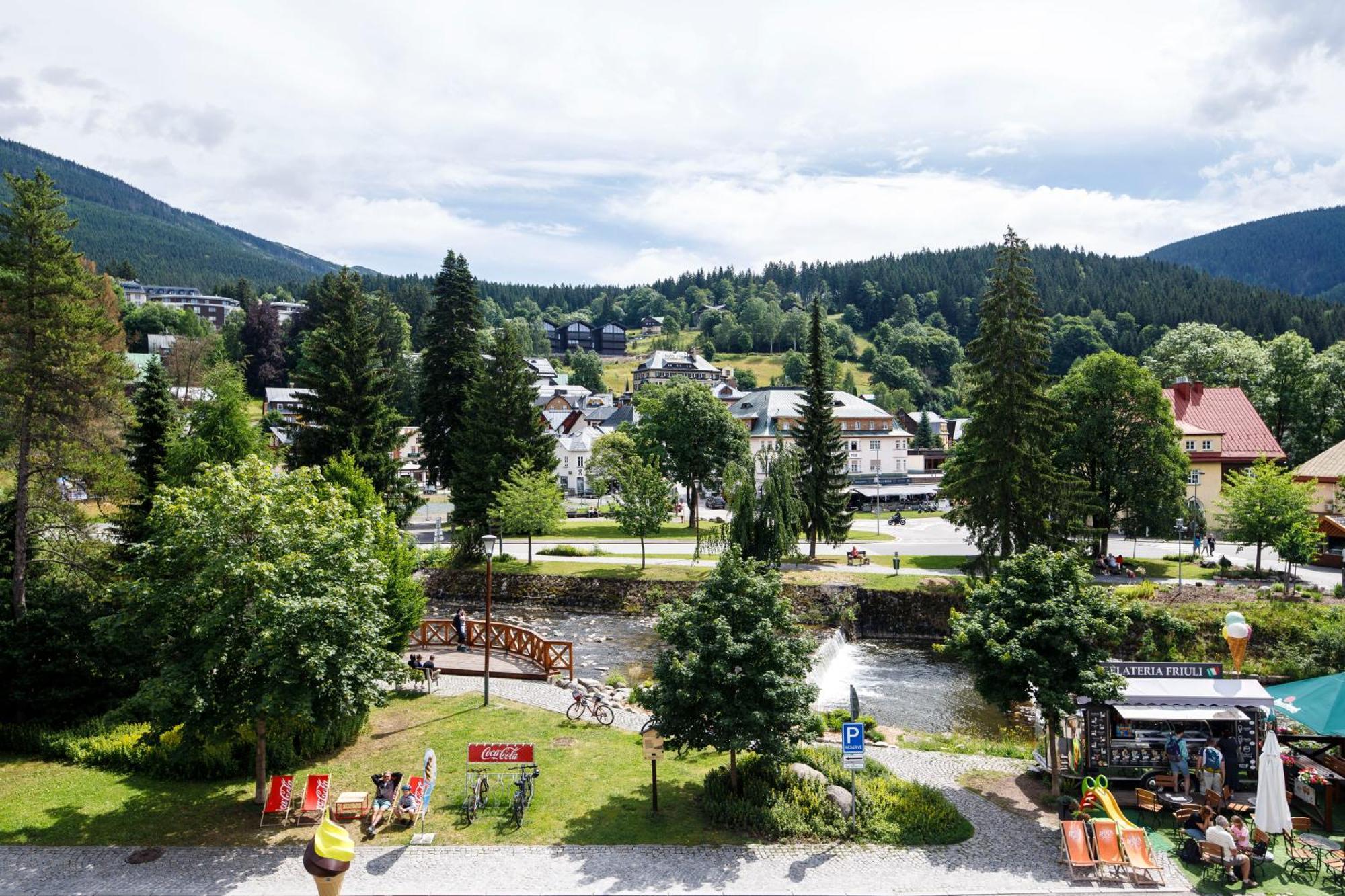 Hotel Jelinek Špindlerŭv Mlýn Buitenkant foto